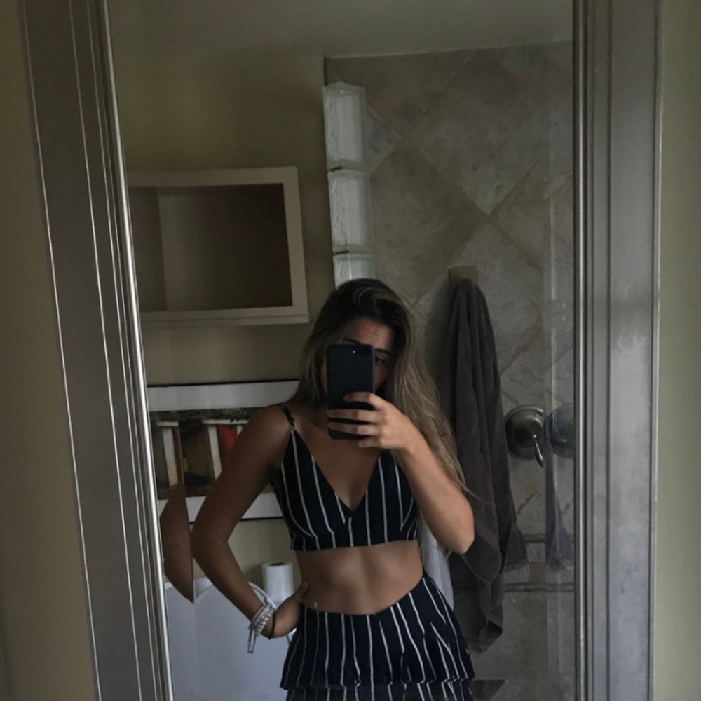 stripe crop top